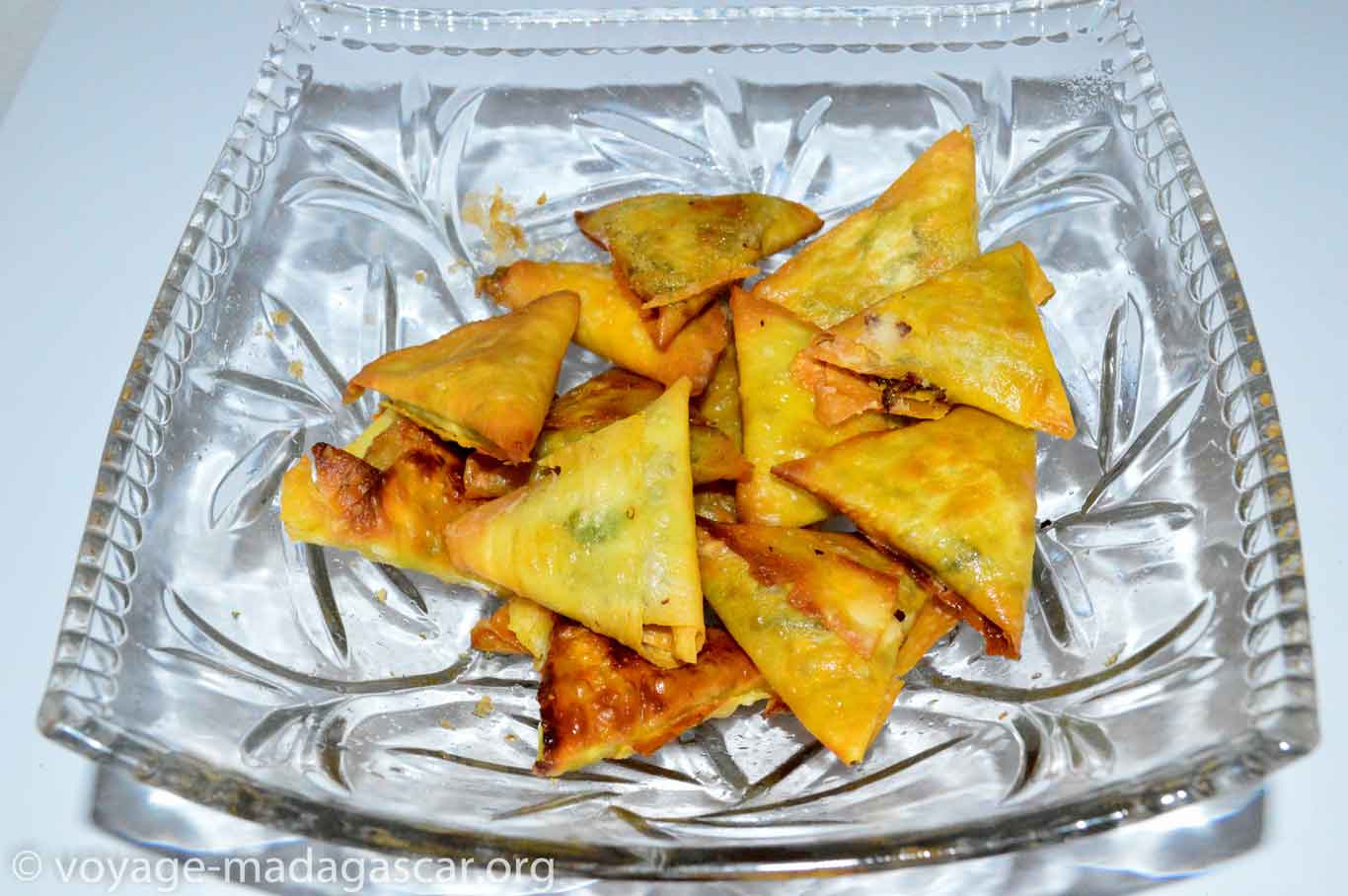 Beignets de viande ou sambos à la viande