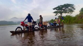 Excursion en pirogue sambirano