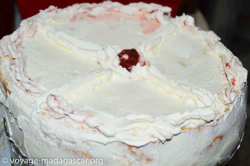 Gâteau à la fraise en 2 recettes Gâteau à la fraise