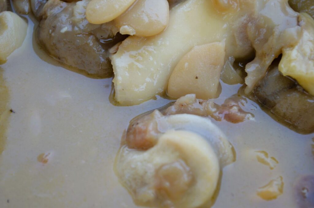 Lasopy tongotr'omby - Soupe aux pieds de bœuf Soupe aux pieds de bœuf