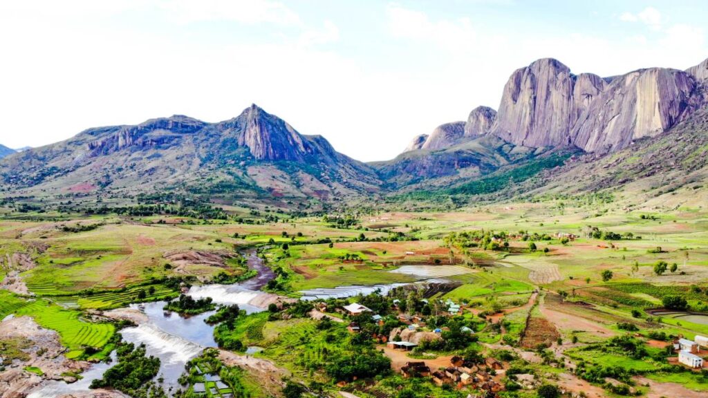 Vallée de Tsaranoro