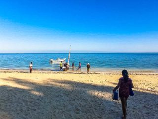 balade en pirogue ou en vedette